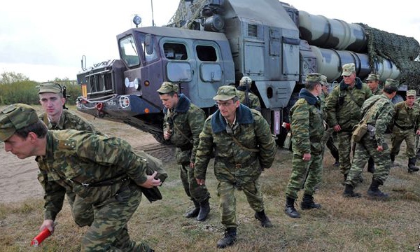 НАТО мен Ресей әскері Украина үшін соғыс дайындығына көшті
