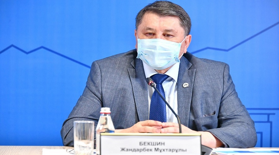 Бекшин: Алматинцы снизили бдительность, не носят маски, проводят тои