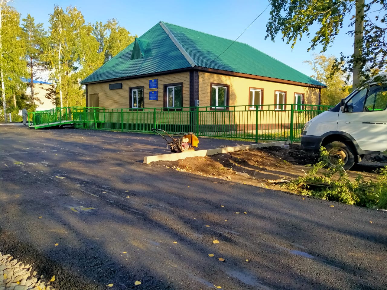 В селах Кызылжарского района продолжают улучшать жизнь местных жителей