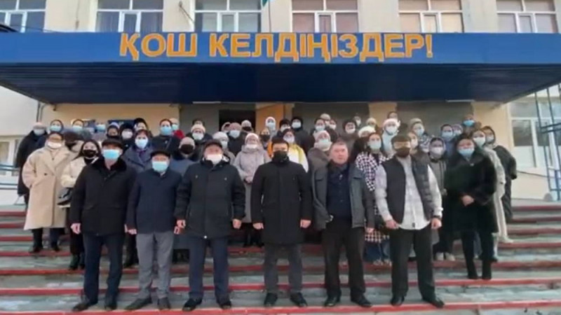 Педагоги из Жанаозена выступают против передачи школ в частные руки