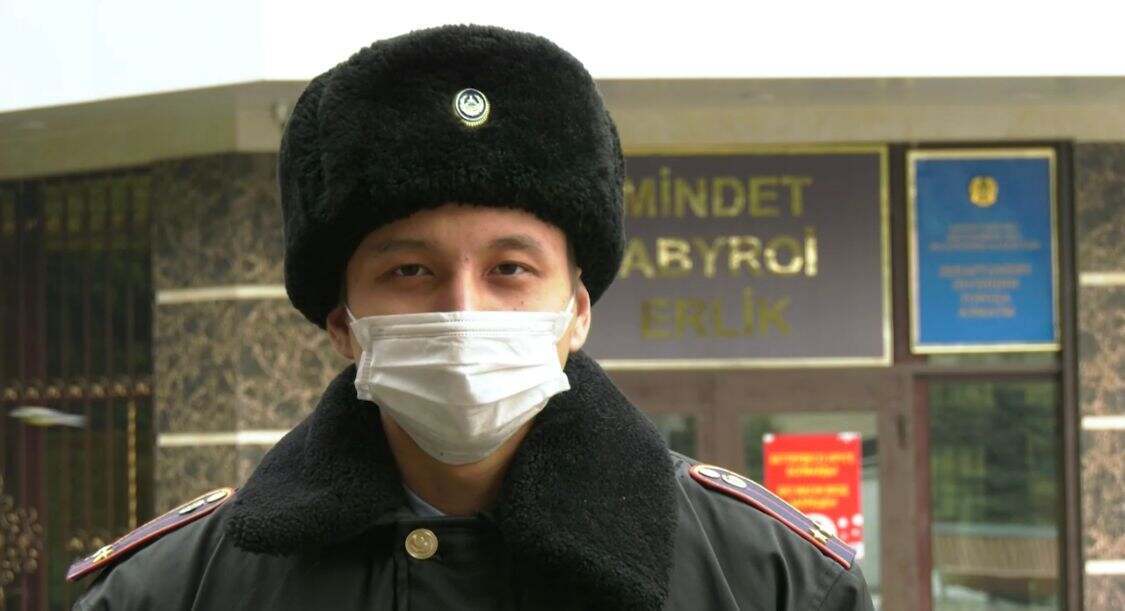 Полицейский в стихах рассказал о событиях трагического января