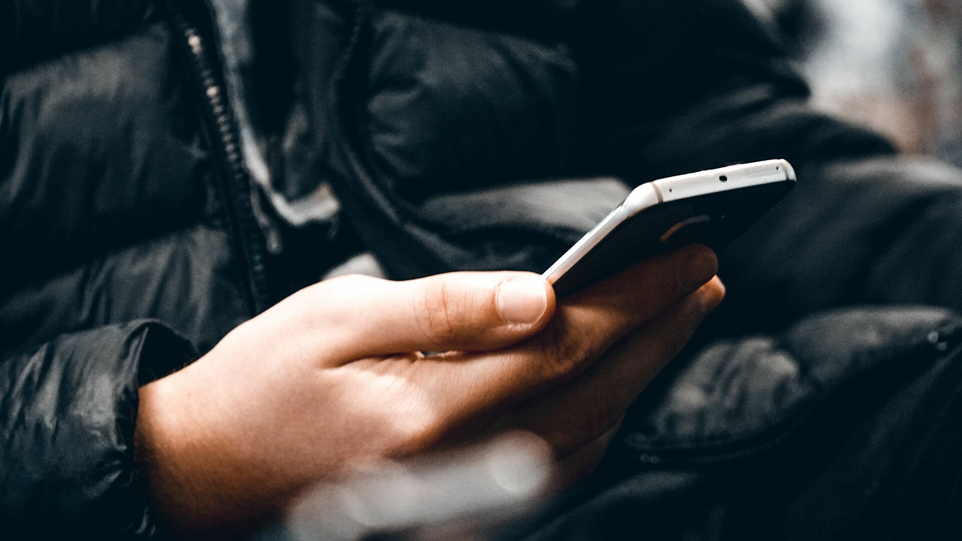 WhatsApp чатта былапыт сөздер айтқан павлодарлық жауапқа тартылды
