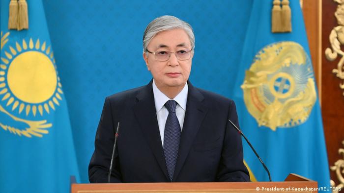 Президент медицина қызметкерлерін мерекелерімен құттықтады