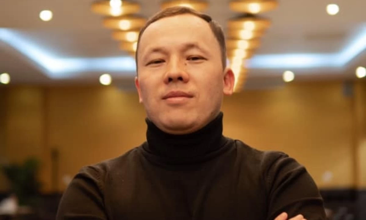 "Өзі де ізіне түскенін біліп жүрді": Махамбет Абжанның жақындары мен туыстары журналистің ұсталуына қатысты пікір білдірді