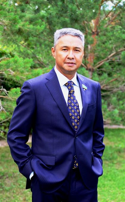 Азат Перуашев: Түбегейлі өзгерістер қажет