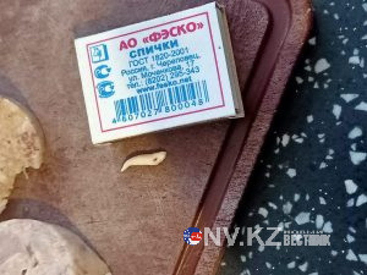 Карагандинка нашла в колбасе зуб крысы