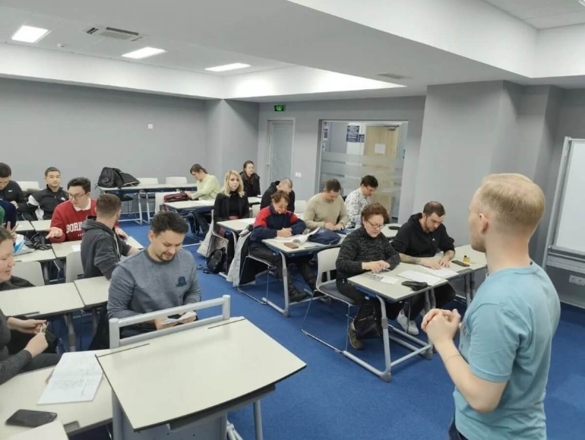 Оралда орыс ұлтының өкілі қазақ тілі клубын ашты