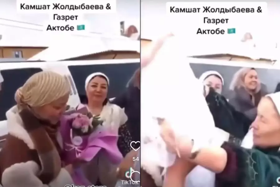 Желіде Кәмшат Жолдыбаеваға ақ орамал салынған сәттің видеосы тарады