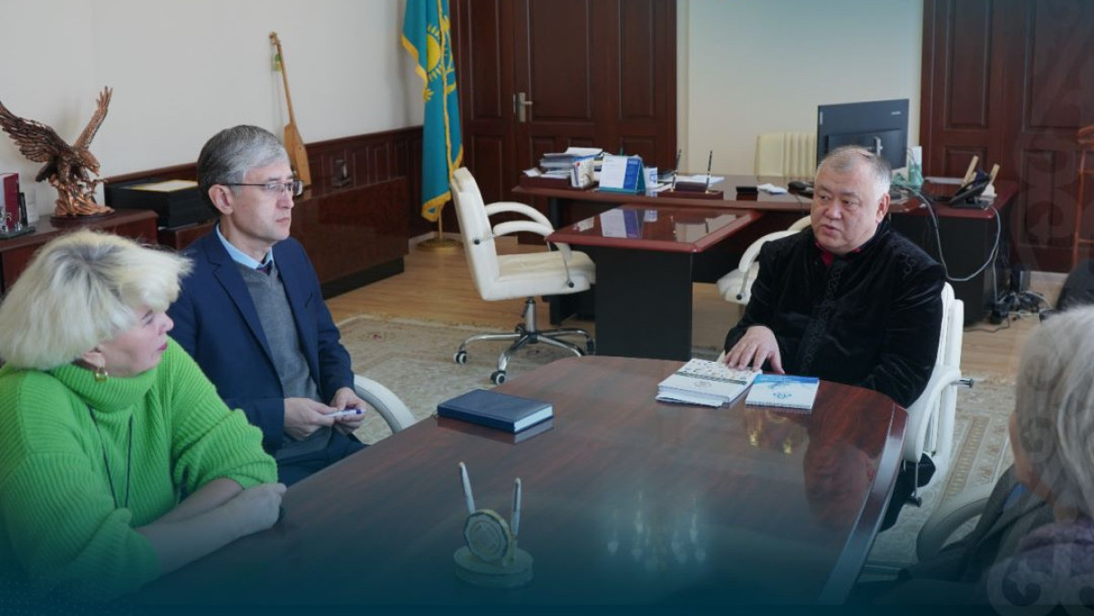 Қазақстандағы ашаршылық құрбандары туралы кітап Ұлыбританияда жарық көрді