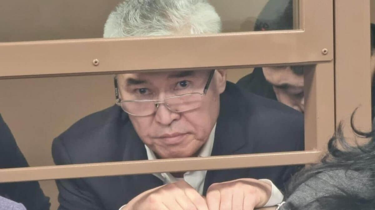 «Дипломат» қонақүйіне қатысты Арыстанбек Мұхамадиұлын тергеу аяқталды - Антикор