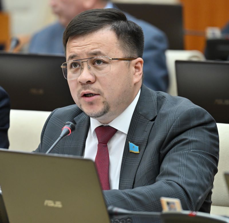 Мәжіліс депутаты Жарқынбек Амантайұлы Екібастұз қаласында орын алған апатты жағдайды көтерді