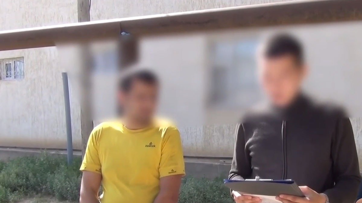 В Мангистау поймали иностранца со свертком с наркотиками, а он его проглотил