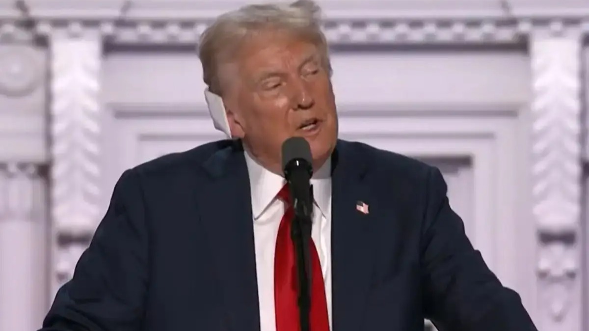 Дональд Трамп ресми түрде президенттікке үміткер атанды