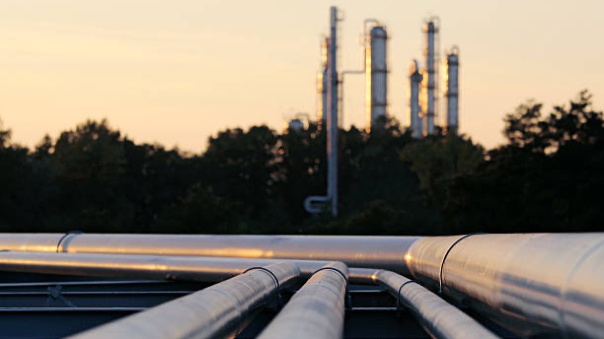Крупную нефтяную компанию оштрафовали в Атырауской области 