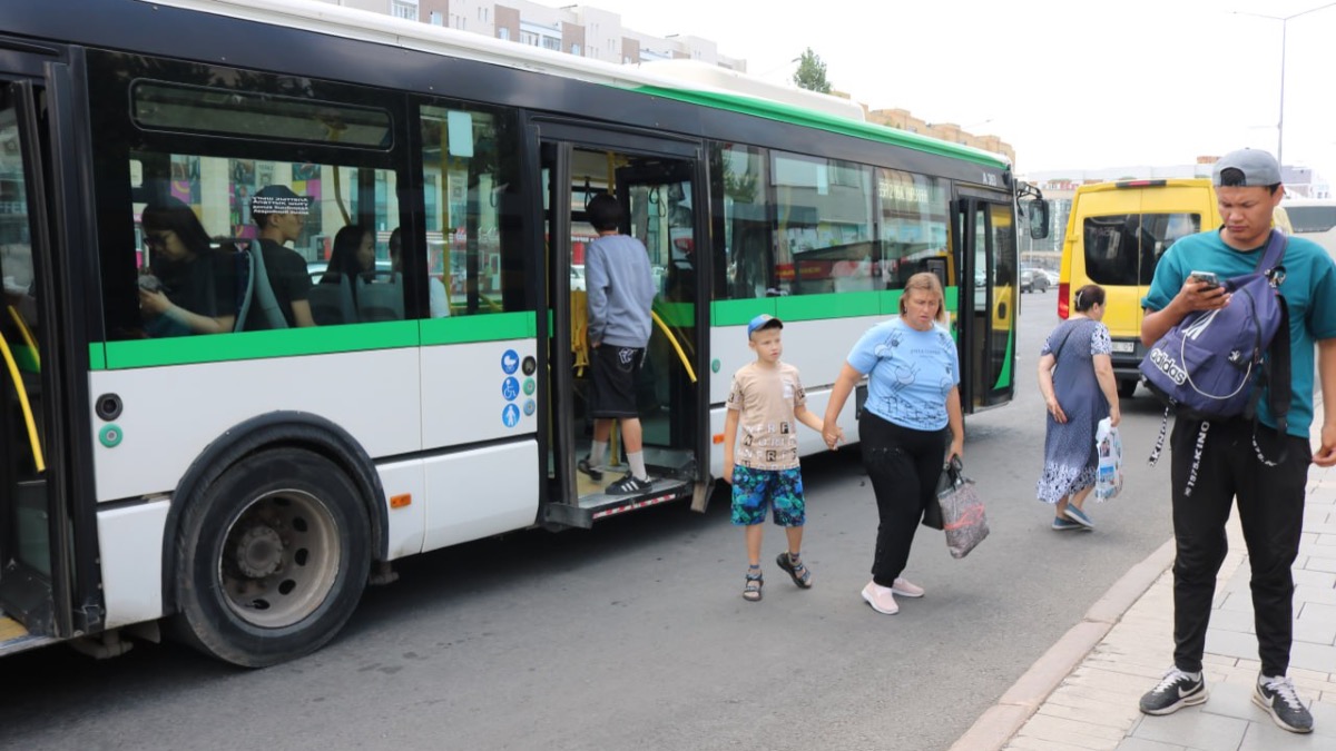 Схемы движения еще двух автобусных маршрутов изменят в Астане
