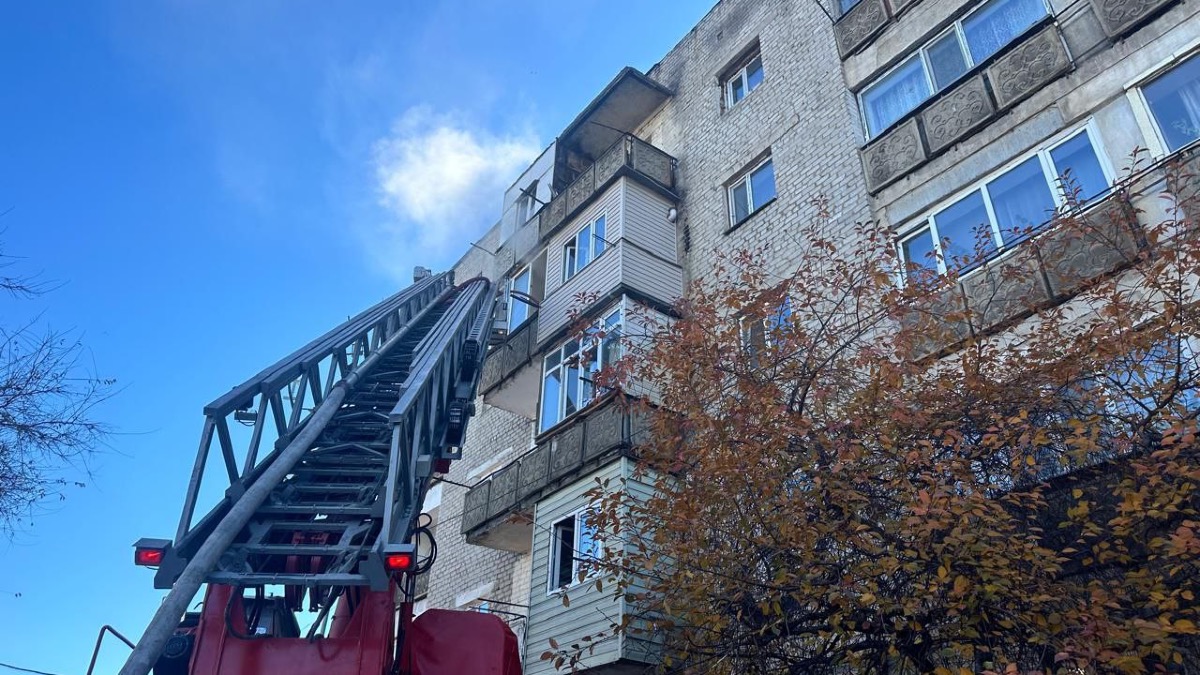 В Талгаре при пожаре в многоэтажке эвакуировали 18 человек