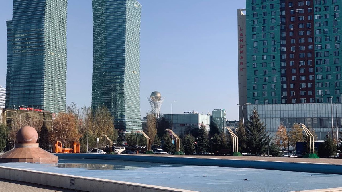 В четырёх городах Казахстана рекомендуют ограничить пребывание на улице