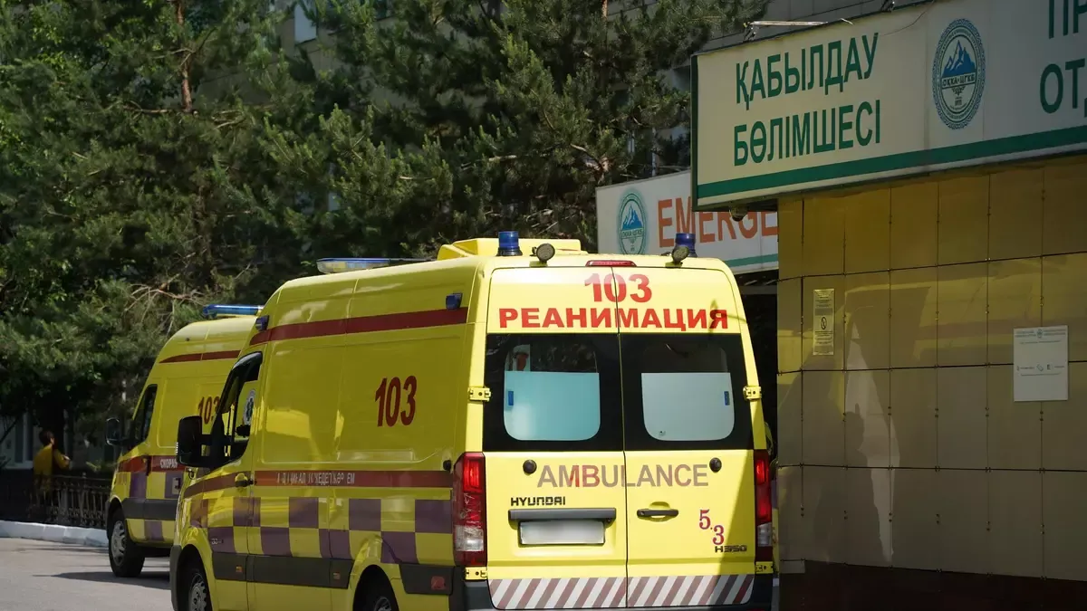 Дәрігерлер Таразда соққыға жығылған депутаттың жағдайы туралы айтты