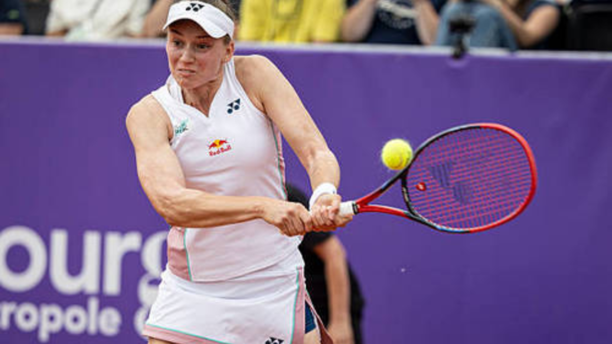 Елена Рыбакина вызвала восхищение у WTA