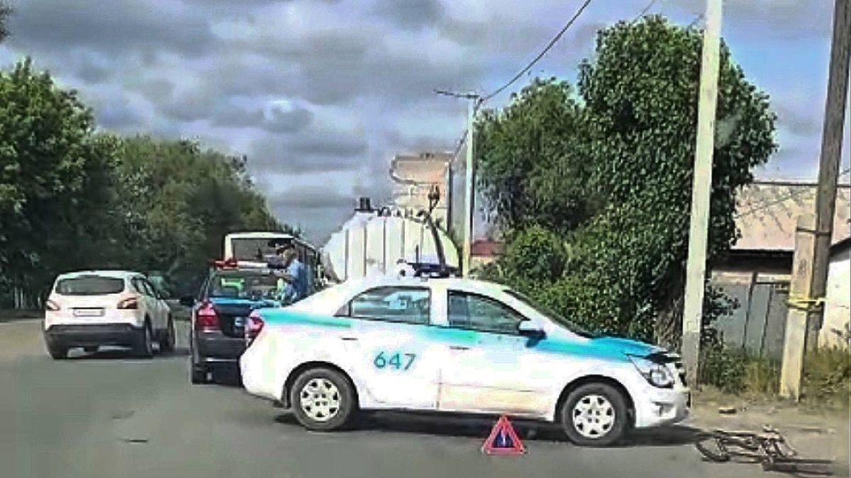 Велосипедист погиб в результате ДТП в Семее