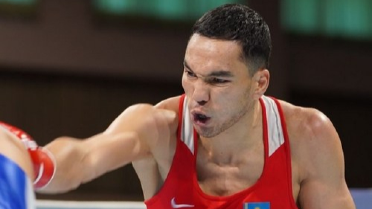 Казахстанский боксер дебютирует в профи боем с чемпионом WBO и IBF
