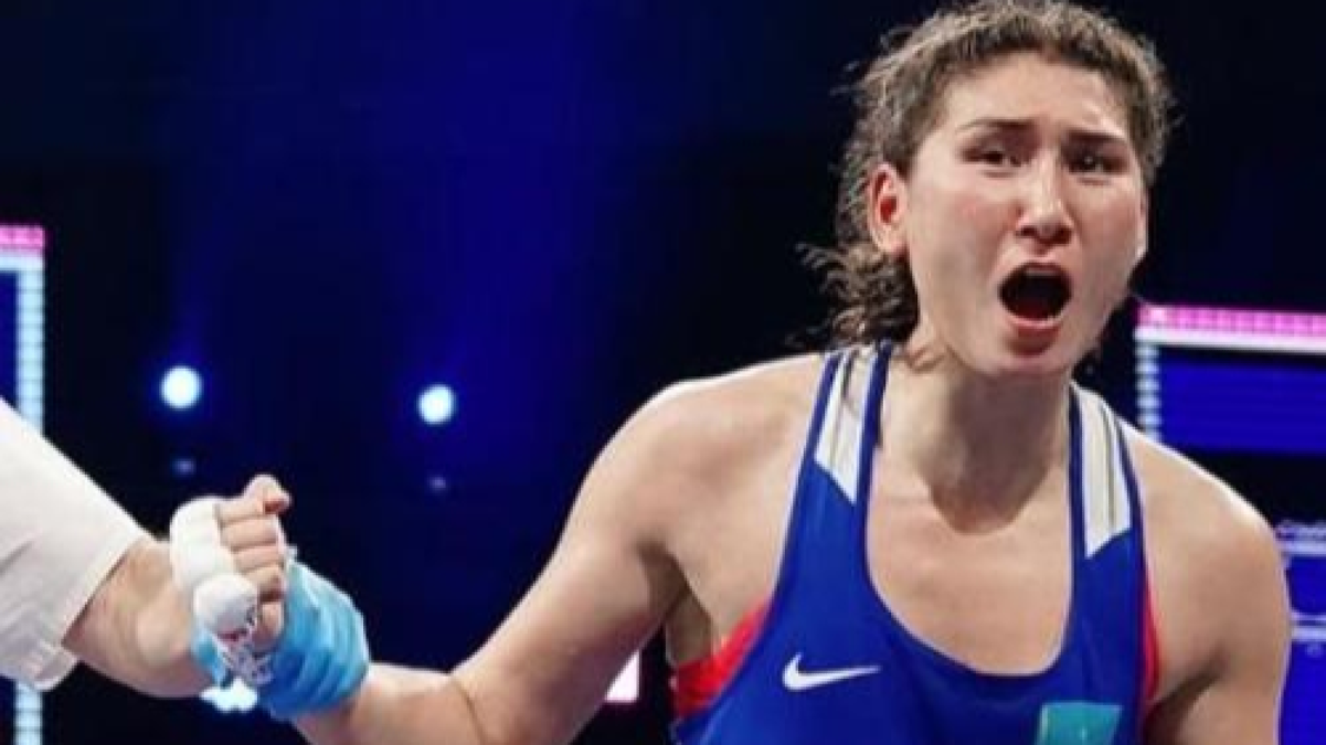 Казахстанская боксерша разгромила шестикратную чемпионку на Кубке мира