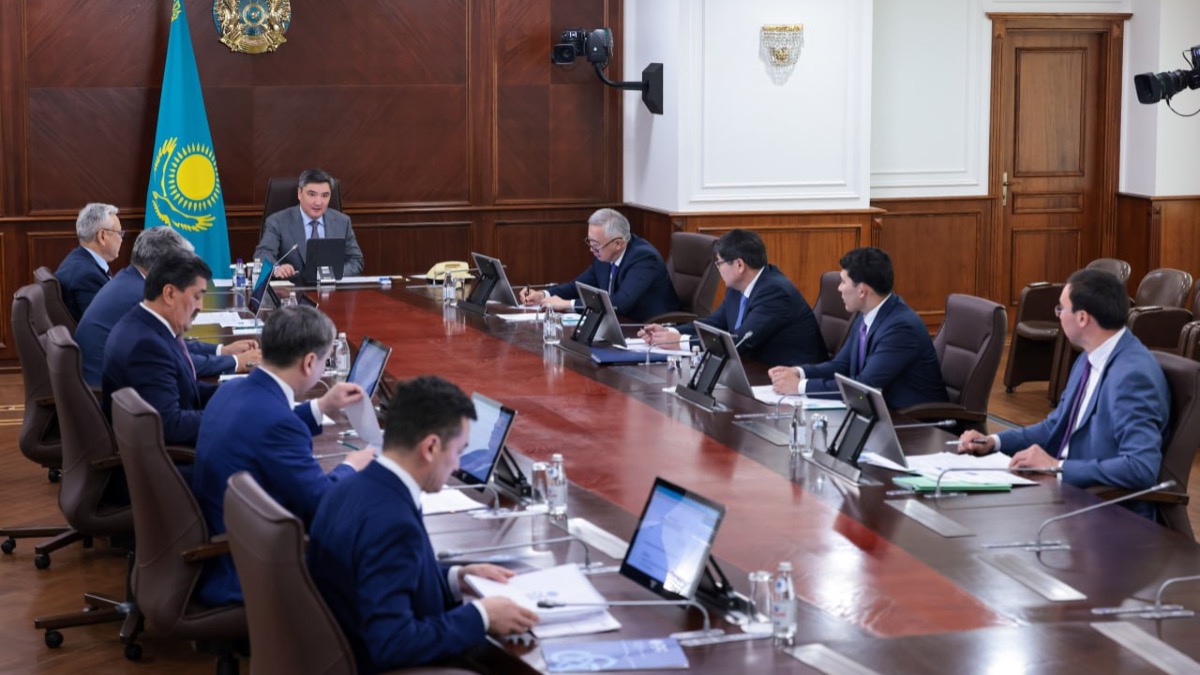 Бектенов провел совещание по исполнению поручений Президента в сфере туризма