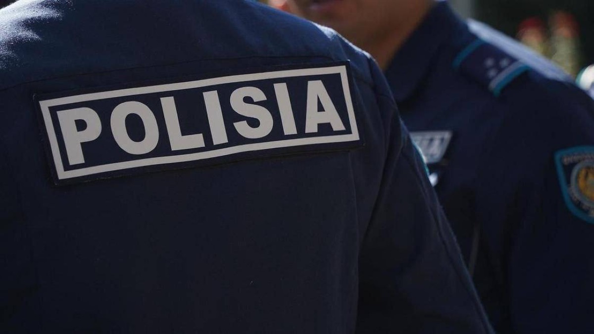 Полицейские спасли девушку из реки в области Жетысу 