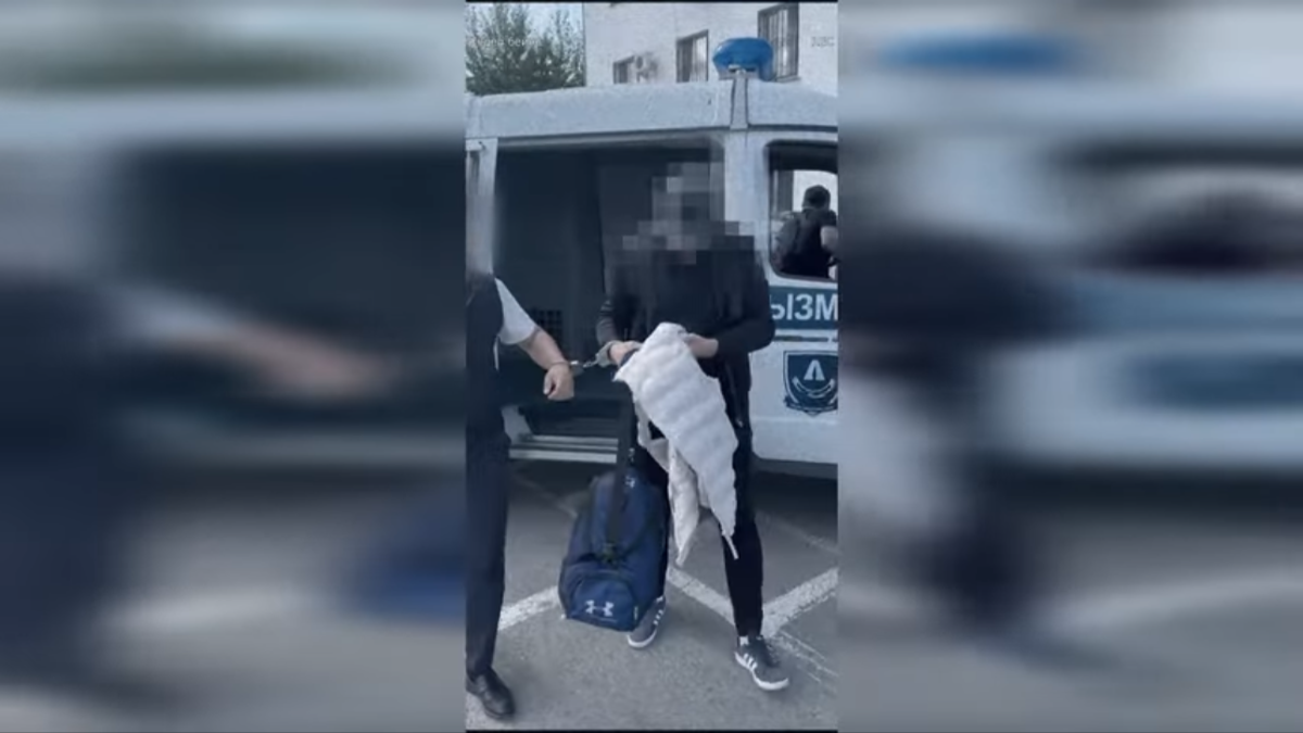 Руководителя ДГД Акмолинской области задержали по подозрению в получении взятки 