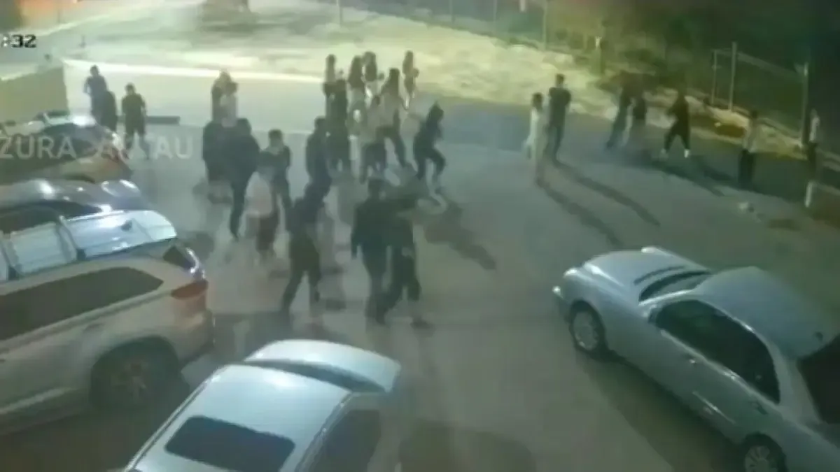 Ақтауда жасөспірімдер арасында жаппай төбелес болды 