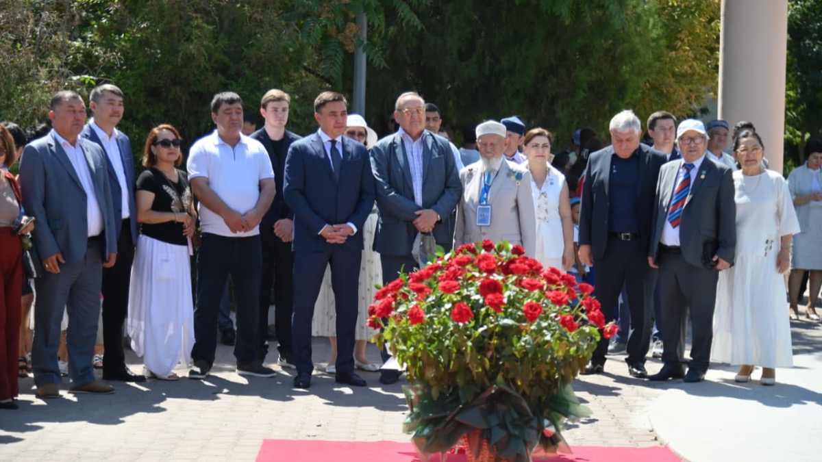 День Абая в Шымкенте превратился в настоящий духовно-культурный праздник