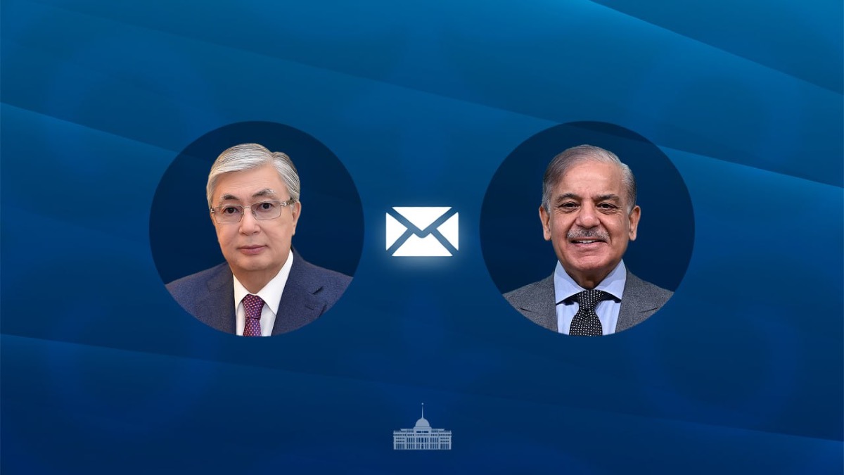 Токаев поздравил Премьер-министра Пакистана Шахбаза Шарифа
