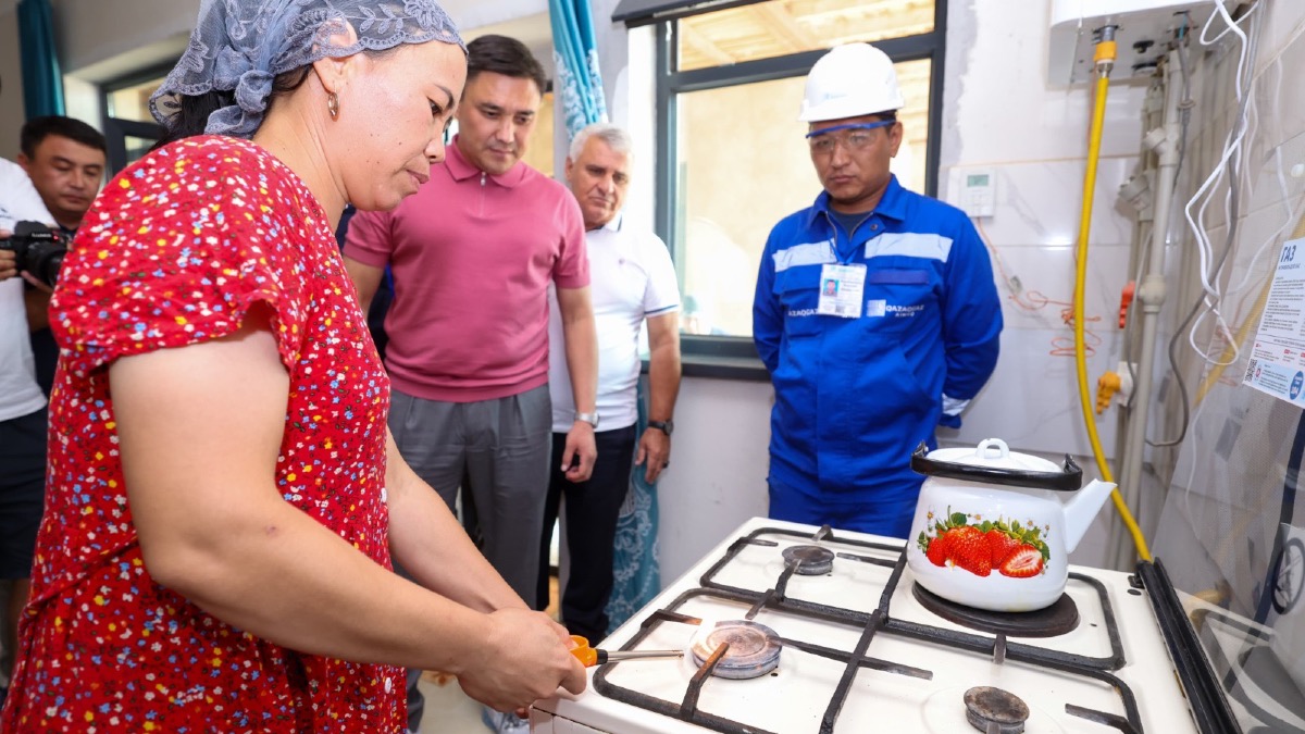 В Шымкенте проложили 33 км газопровода для двух жилых массивов