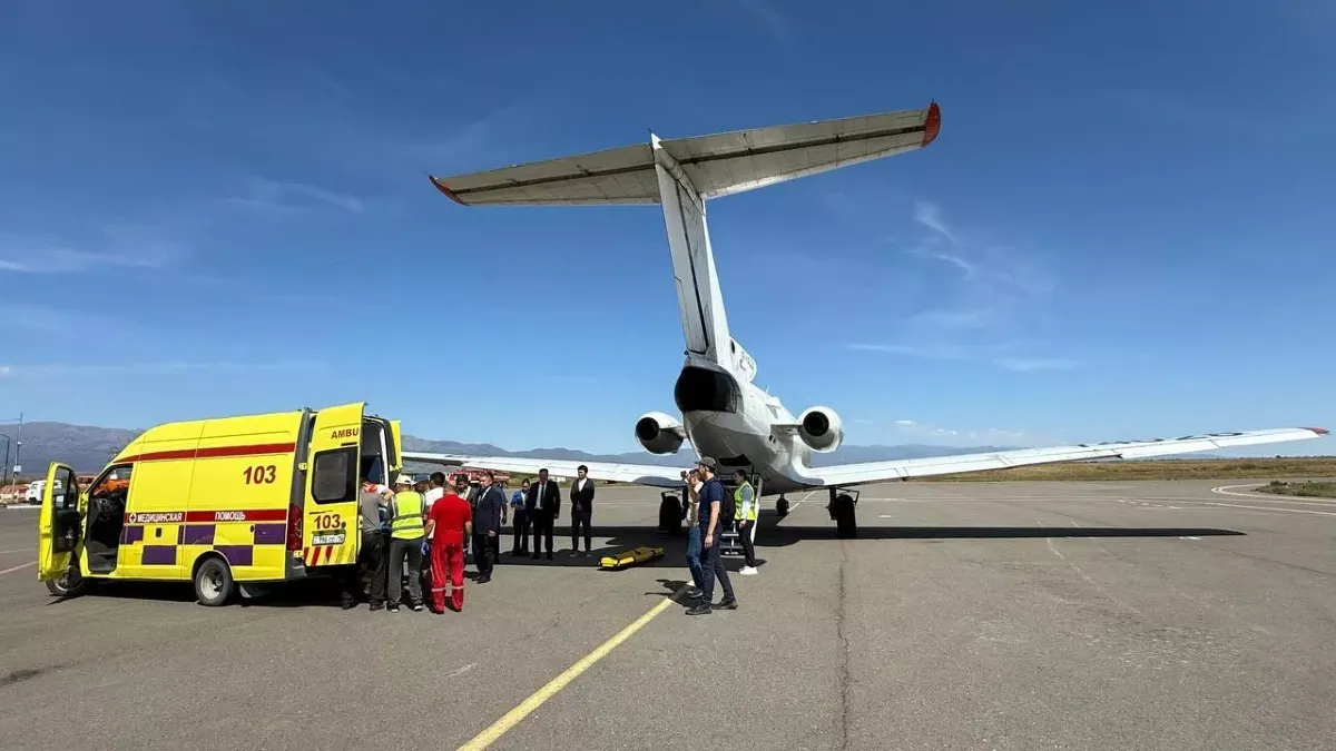 Жол апатынан зардап шеккен балалар мінген санитарлық авиация Астанаға ұшып шықты