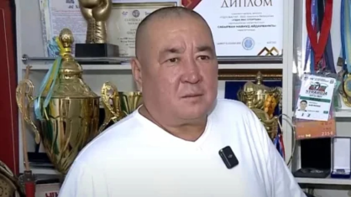 «Әкелері үш жерде жұмыс істеді»: ағайынды Махмұд пен Төреханның жеңісі кімнің еңбегі