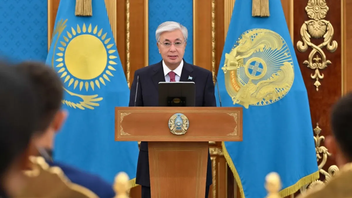 Тоқаев ЖИ өңірлердегі білім сапасын арттыратынын айтты