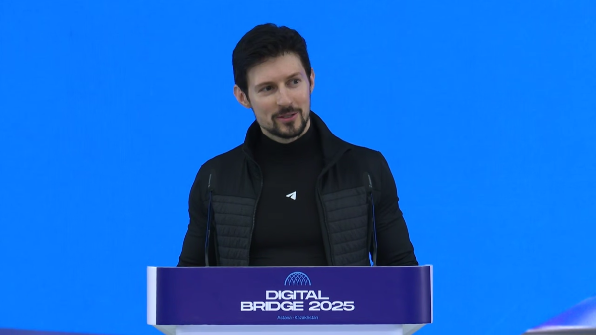 Павел Дуров выступил на Форуме Digital Bridge 2025