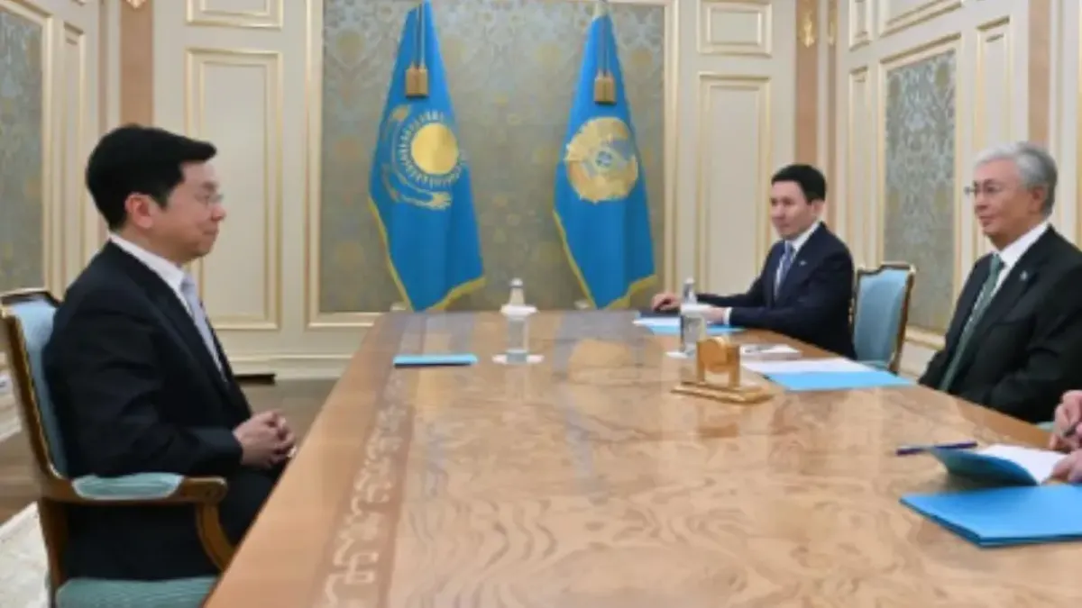 Мемлекет басшысы Ли Кай Фуды қабылдады