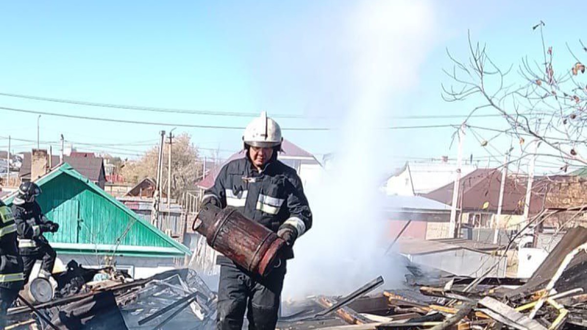 В Астане предотвращён взрыв 7 газовых баллонов