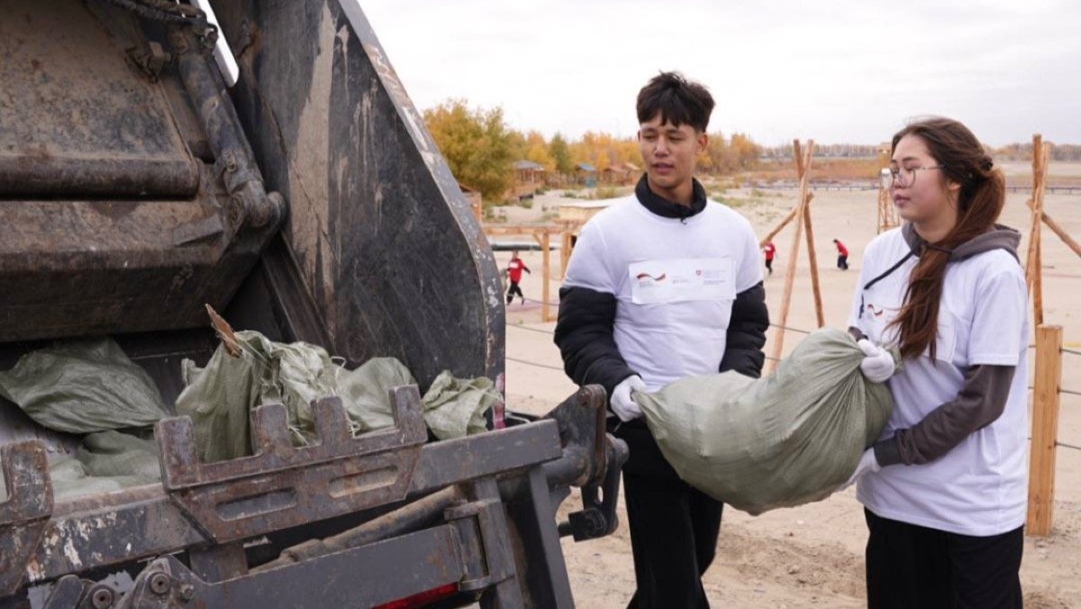 120 килограммов мусора убрали с побережья Сырдарьи