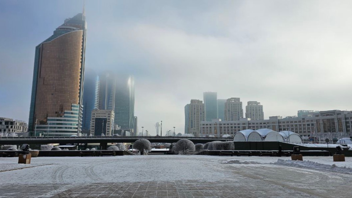 В Казахстане ожидаются снег, гололёд и метели