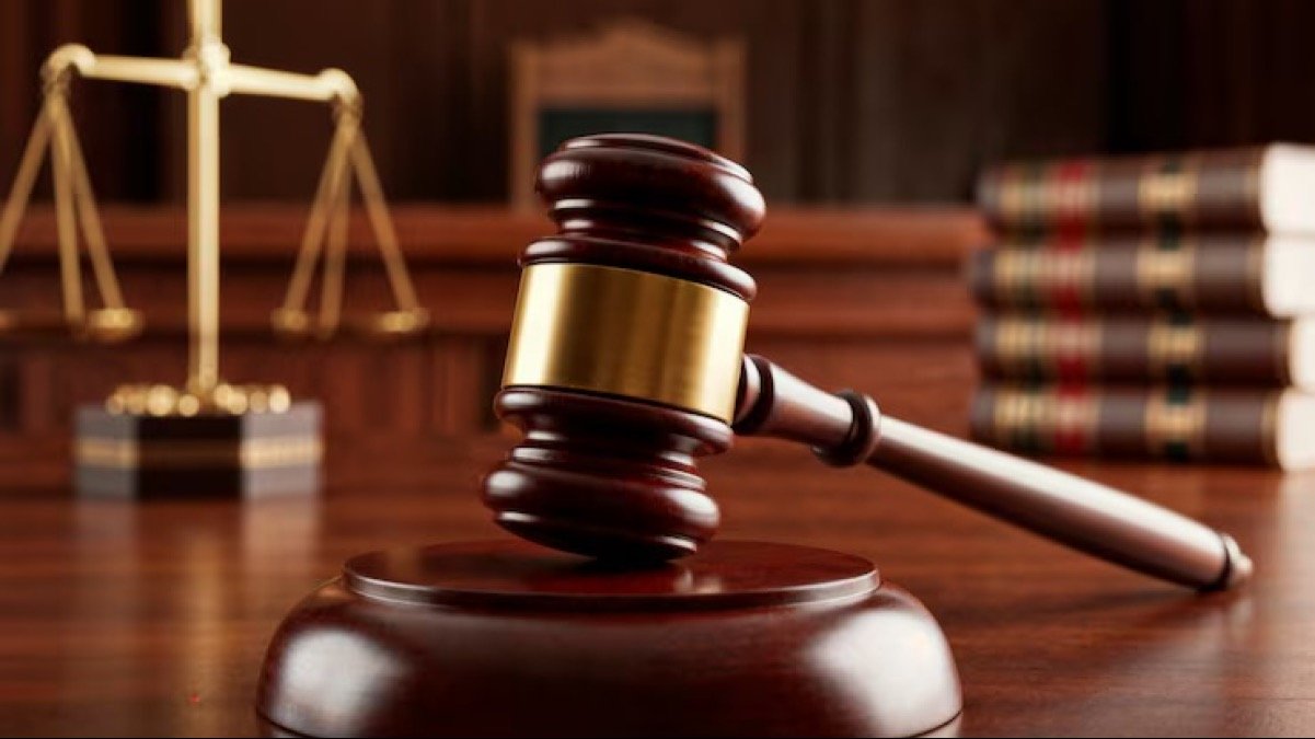 Мать умершего подростка добилась в суде компенсации за халатность врачей в Караганде 