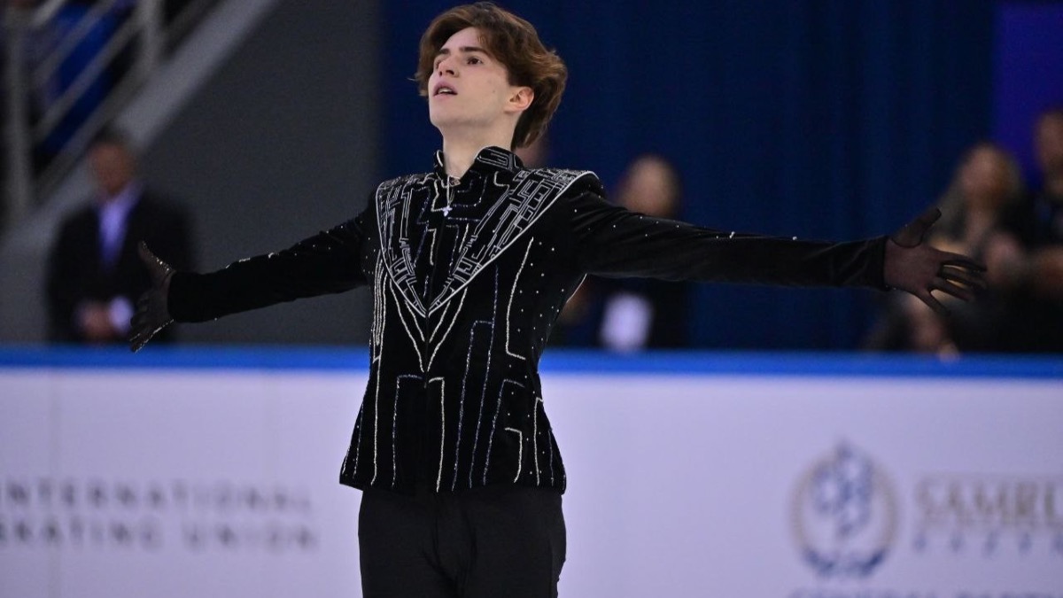 Казахстанский фигурист завоевал "серебро" на этапе Гран-при в США