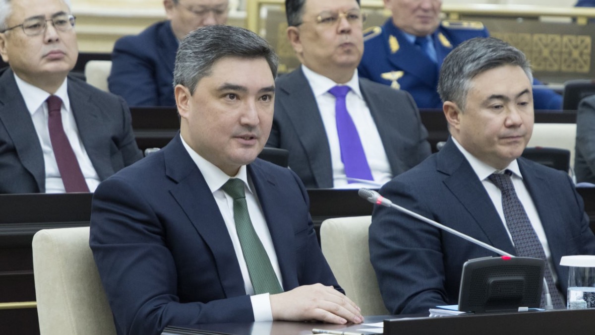 Бектенов: Государство не будет содержать тех, кто может работать