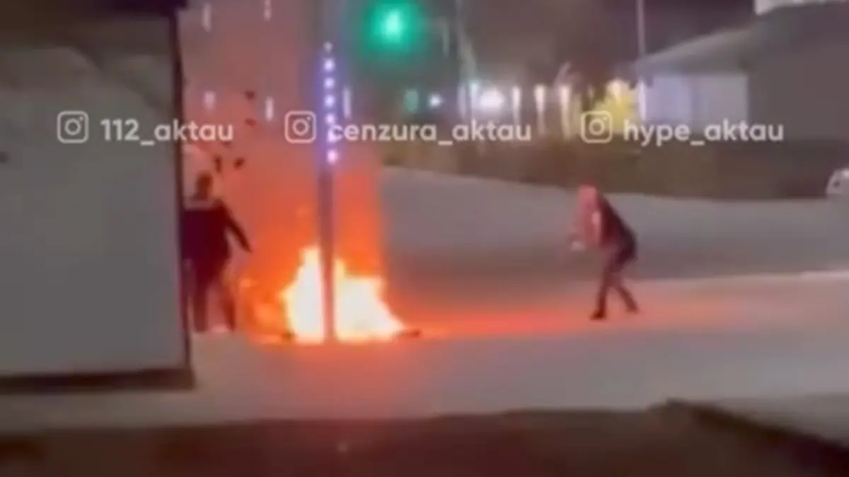 В Мангистауской области задержан мужчина, пытавшийся поджечь себя у здания полиции