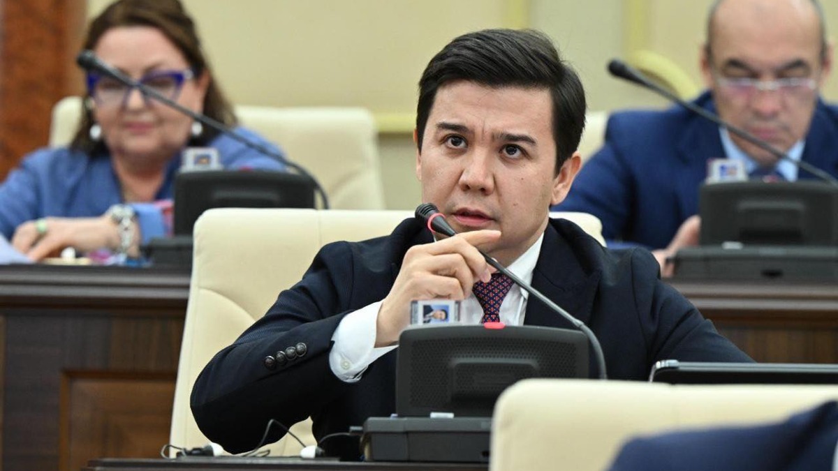 Депутат Тимур Кырыкбаев предложил ограничить практику личных поручительств в банках