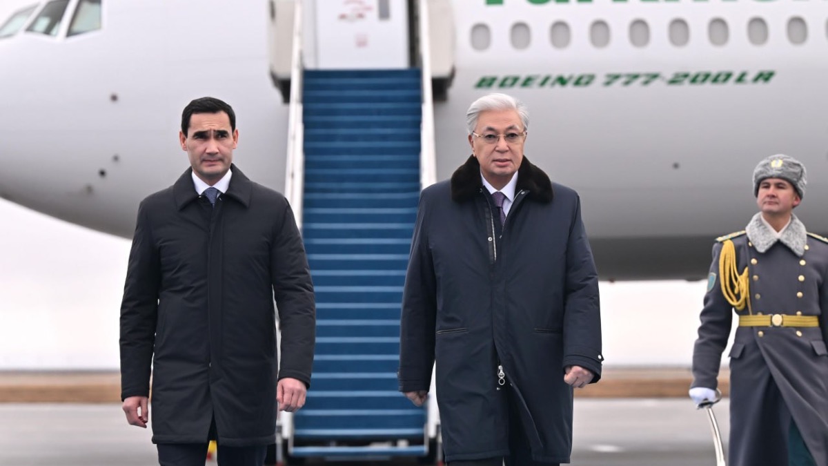 Президент Туркменистана прибыл в Казахстан