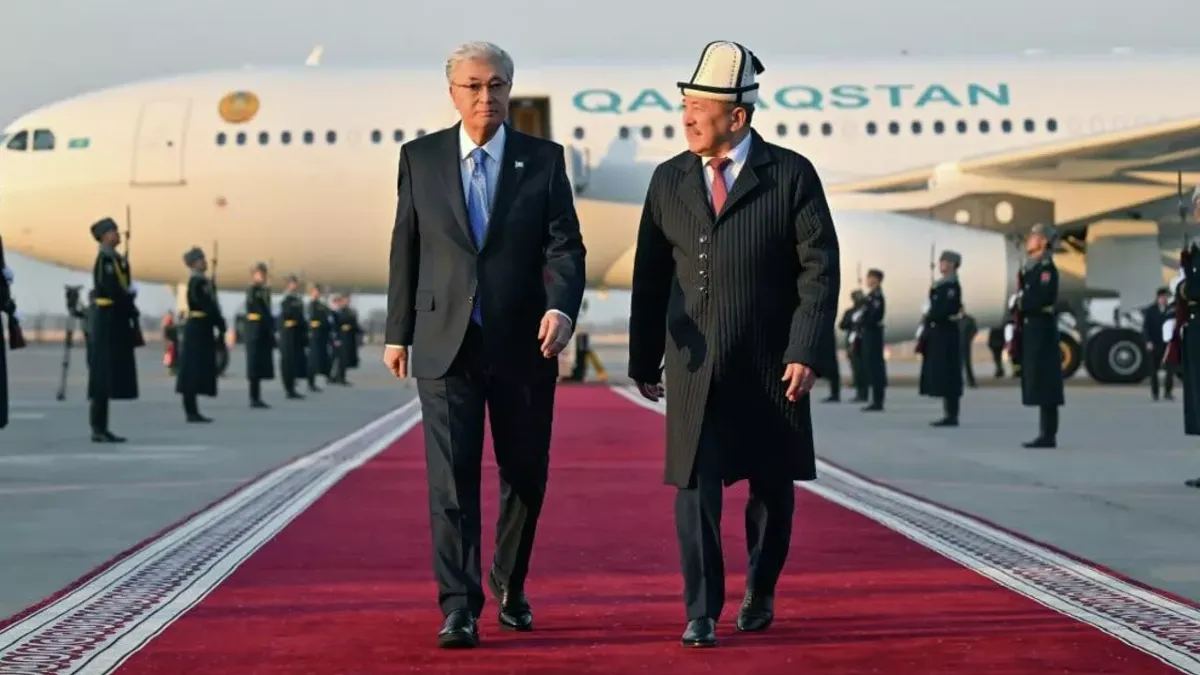 Тоқаев Бішкекке барды