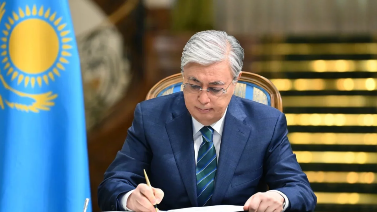 Токаев направил телеграмму соболезнования Председателю КНР