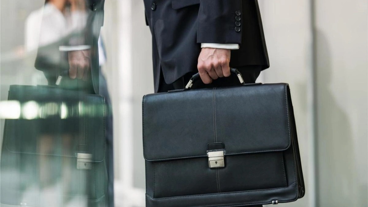 Ақтөбеде әйелді ұрып-соққаны үшін жазаланған әкім жұмыстан шығарылады   